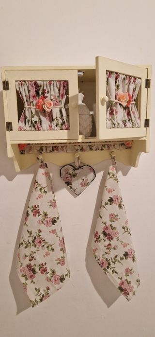Vetrinetta shabby chic in legno
