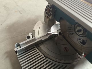 Sierra Ingletadora Casals VTR250T