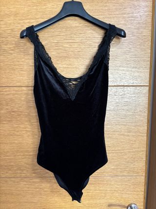 Body negro encaje. Talla M. SOLO ENVÍO.