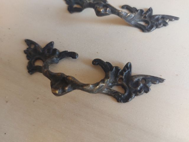 2 Maniglie Antiche in Metallo