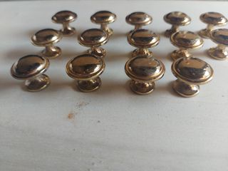 14 Pomelli Oro - Mobili