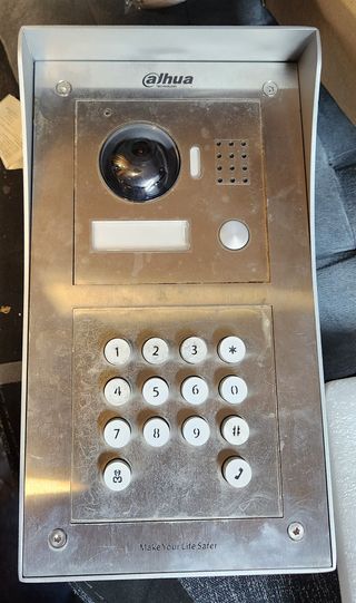 Dahua VTO2000A-C+ VTO2000A-k+VTOF002+VTOB113