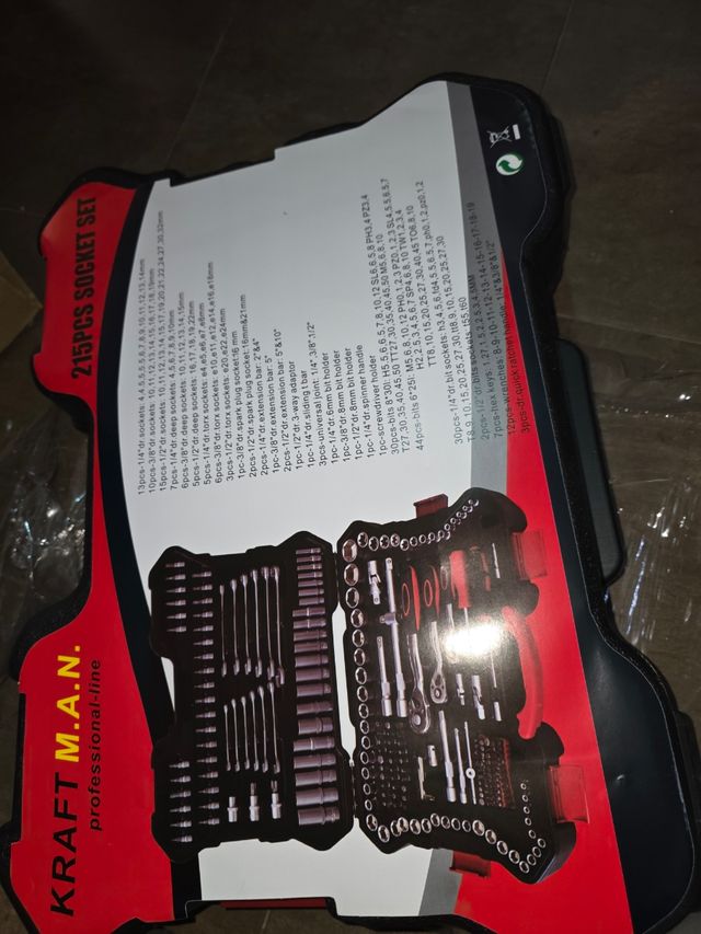 Set di attrezzi da 216 carati