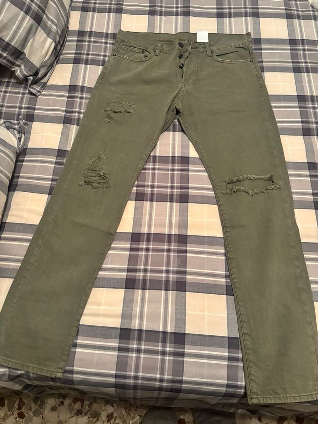 Vaquero hombre verde militar
