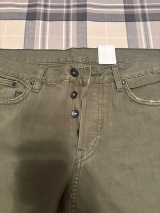 Vaquero hombre verde militar