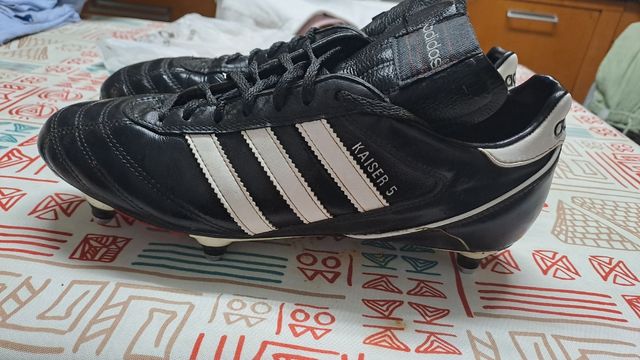 Adidas Kaiser aluminio