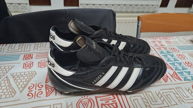 Adidas Kaiser aluminio