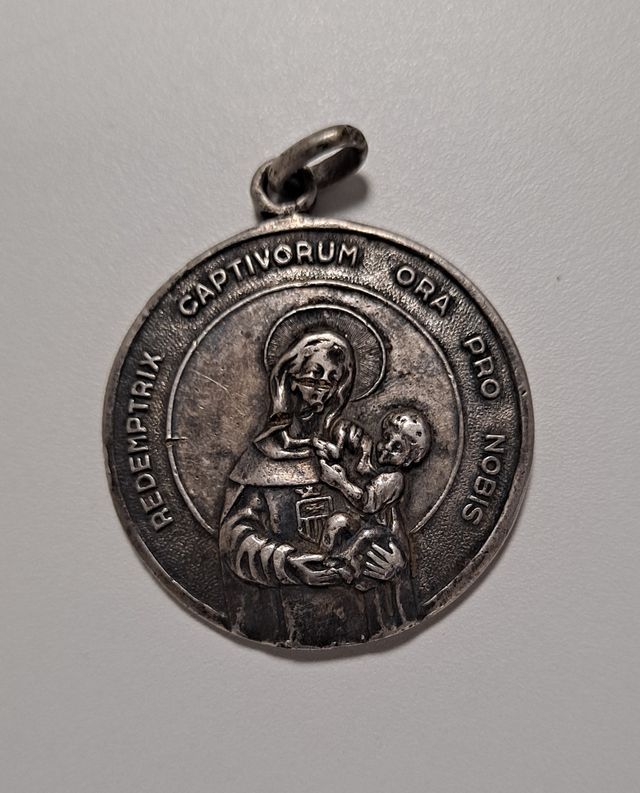 Medalla antigua religiosa 