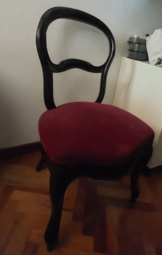Silla isabelina de caoba