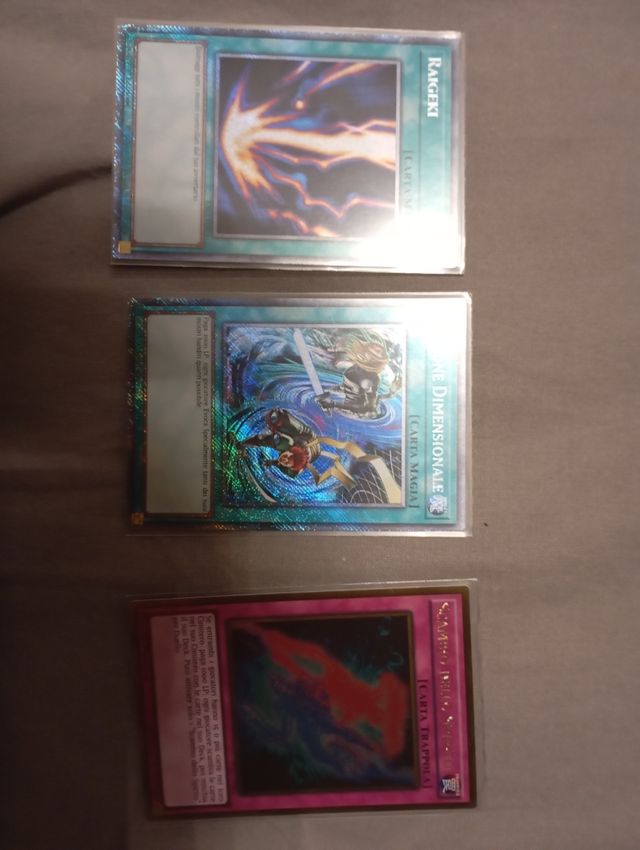 Lotto 103 carte yugioh 100+3 casuali in foto