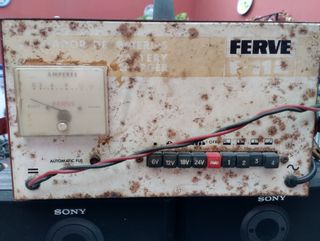 Cargador baterías FERVE antiguo