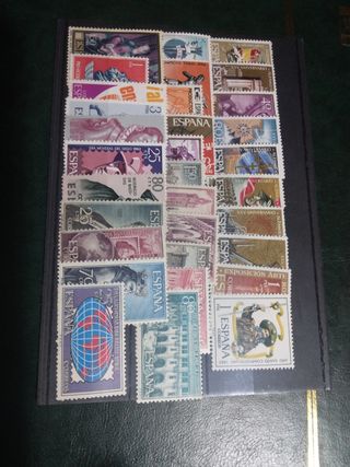 32 sellos sin matasellos