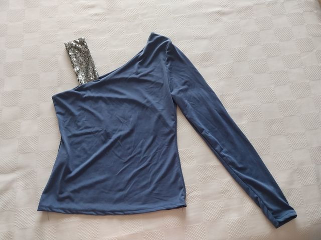 Camiseta asimétrica