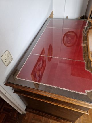 Escritorio clásico madera maciza + Sillón