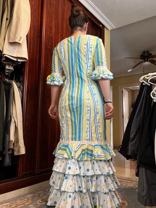 Traje Flamenca Rayas Azul Amarillo