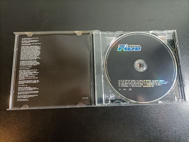 CD Shaggy Hot Shot & Five Invincible