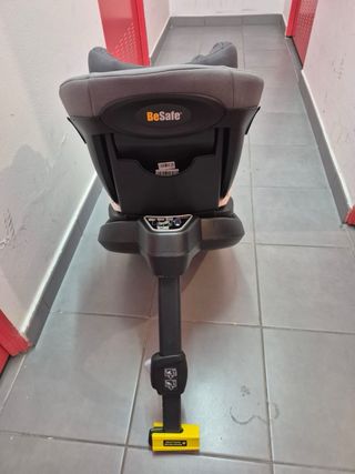 Sillita de coche BeSafe Izi Twist B ISize
