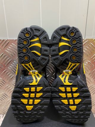 C108 NIKE AIR MAX PLUS