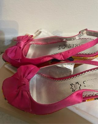 Sandali con zeppa rosa
