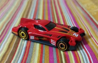 Hot Wheels Formul8r - Macchina da corsa