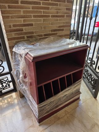 Mueble tocadiscos.