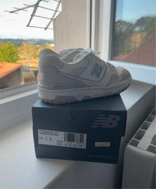 New Balance 550