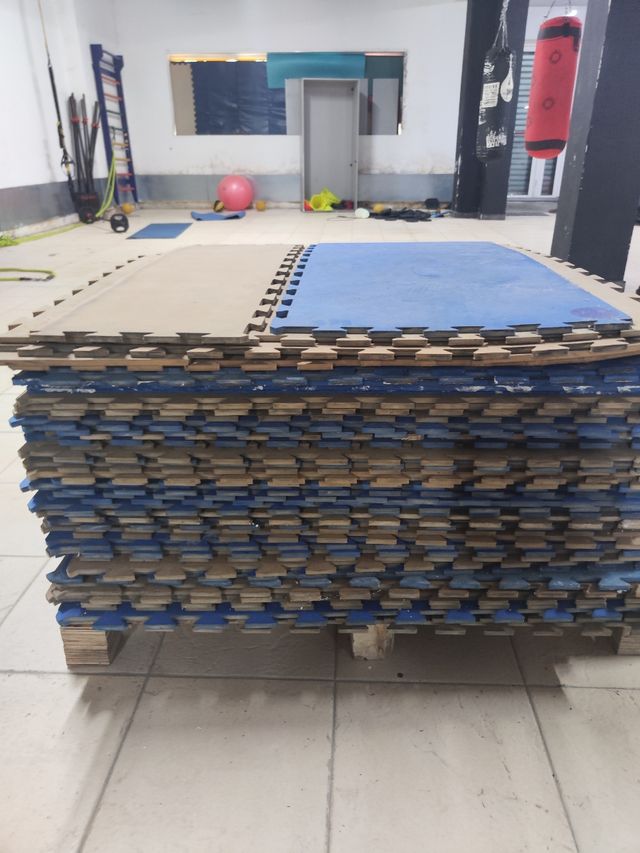 Tatami puzzle 45m2 usado Suelo marca  pavigym.