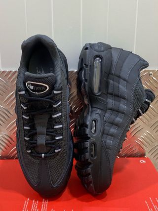 C121 NIKE AIR MAX 95