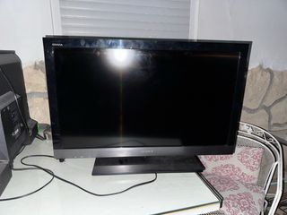 TV Sony Bravia 32" negra HD