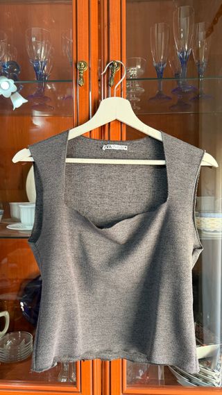 Conjunyo Top y Falda  Gris Zara 