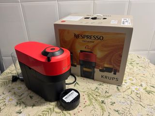Cafetera Nespresso Vertuo Pop Krups Roja