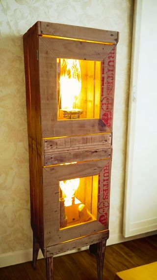 Vitrina vintage de madera reciclada y cristal