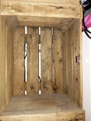Vitrina vintage de madera reciclada y cristal