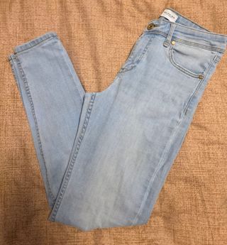 Vaquero Bershka 