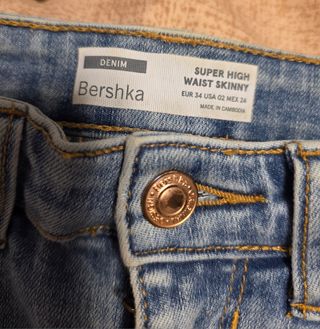 Vaquero Bershka 