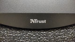 Supporto notebook girevole 360° raffreddato Trust