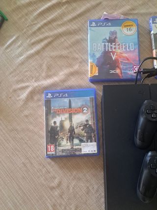 PlayStation 4 , 2 mandos más juegos