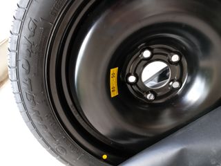 Ruotino di scorta con 5 bulloni T125 80R17 99M