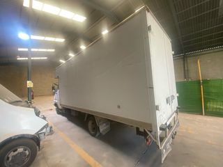 Portes y mundanzas 