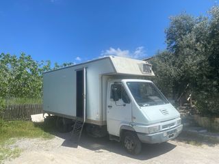 Portes y mundanzas 