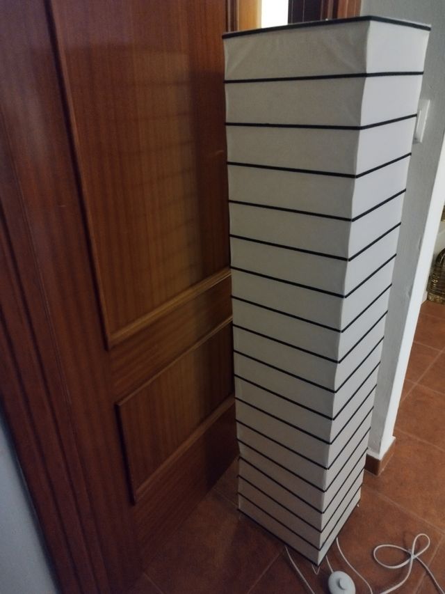 Lámpara de pie | Estilo Moderno