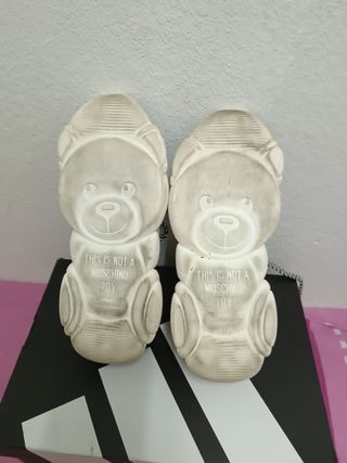 Bambas  moschino originales 