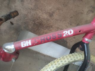 BH Cross 