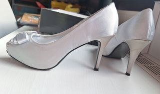 Zapatos fiesta plateados 38 Vertize Gala