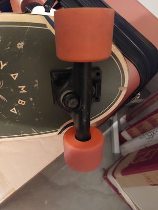 Monopatín Decathlon muy poco usado. Como nuevo 