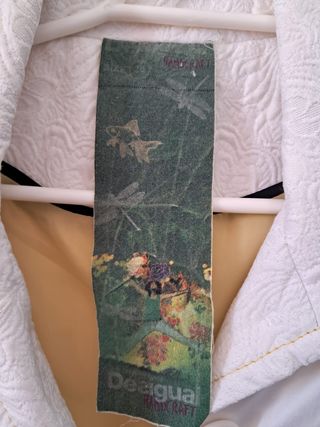 Chaqueta Desigual blanca vintage