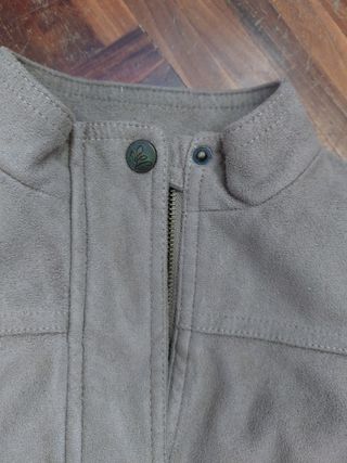 Giubbotto bimba scamosciato beige