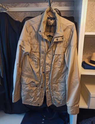 Chaqueta Tommy Hilfiger beige, talla M