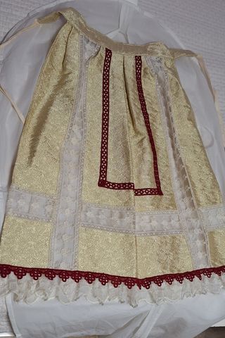 Traje alicantina niña 8-9 años