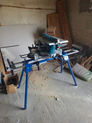 Ingletadora con potro